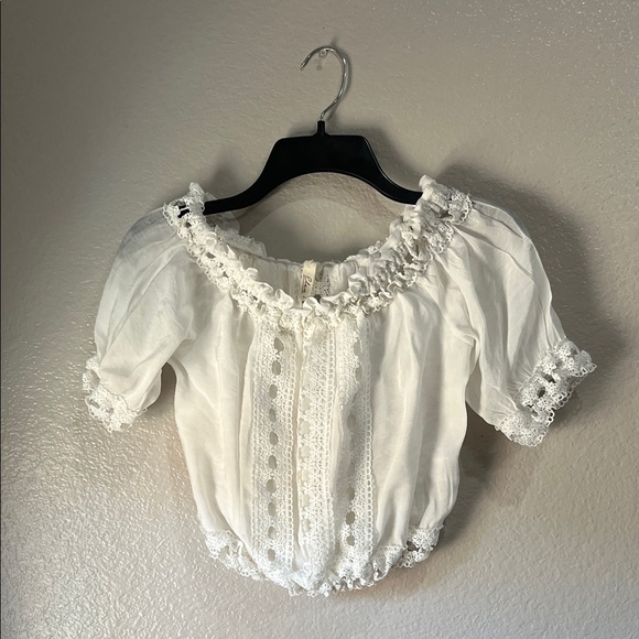 Elan Tops - Elan Women’s White Lace-Trim Peasant Cropped Blouse  Off Shoulder Sz M Summer